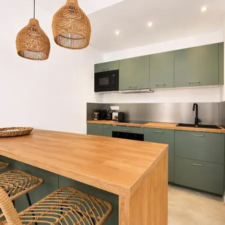 Apartament Carre Du Roi, T3, Jardin, Clim, Centre-ville, Arceaux Montpellier